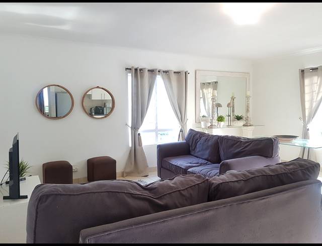 2 BEDROOM APARTMENT TO LET IN WATERFALL
